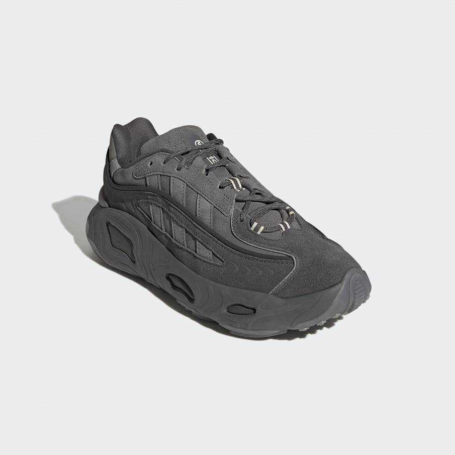 Фото № 2 с приближением к товару «‎Adidas Oznova »