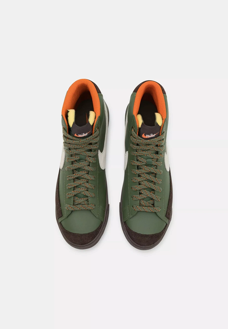 Фото № 4 с приближением к товару «‎BLAZER MID 77 VNTG FF UNISEX»