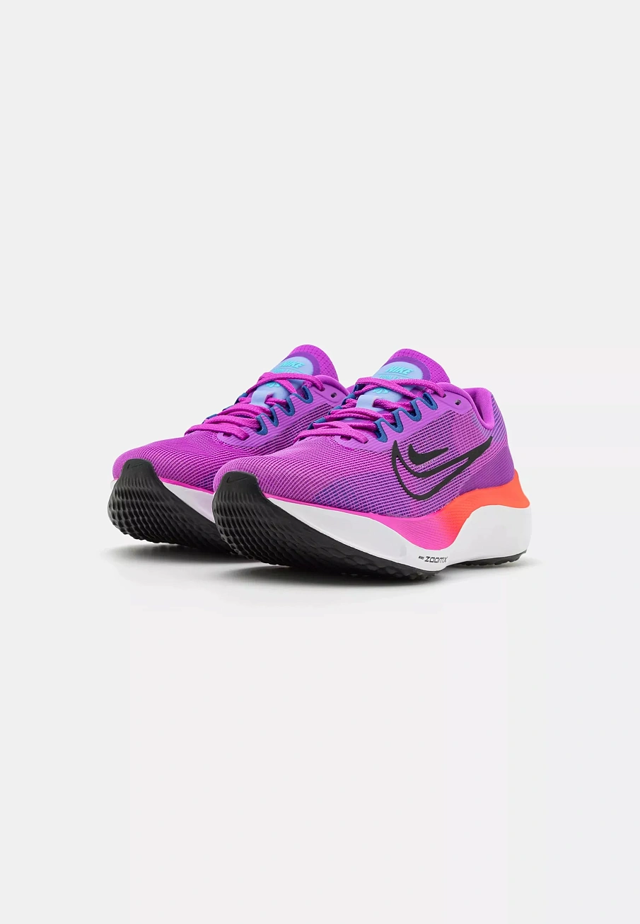 Фото № 3 с приближением к товару «‎ZOOM FLY 5»