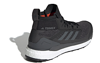 Фото № 4 с приближением к товару «‎adidas Terrex Free Hiker 'Core Black'»