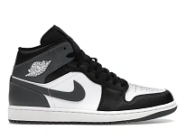 Фото № 1 с приближением к товару «‎Jordan 1 Mid»