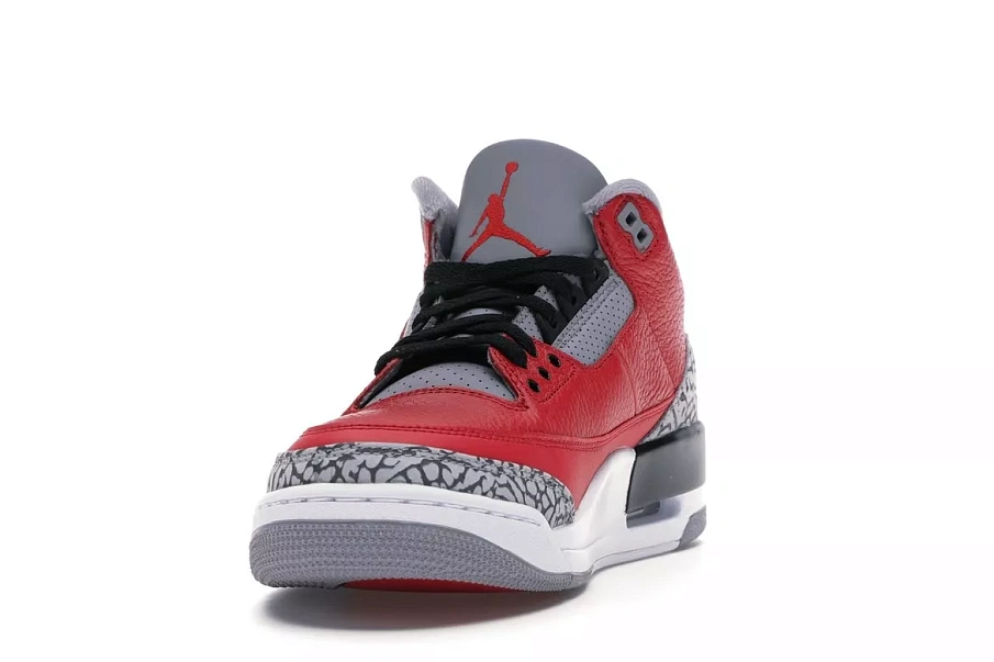Фото № 2 с приближением к товару «‎Jordan 3 Retro Fire Red Cement (Nike Chi)»