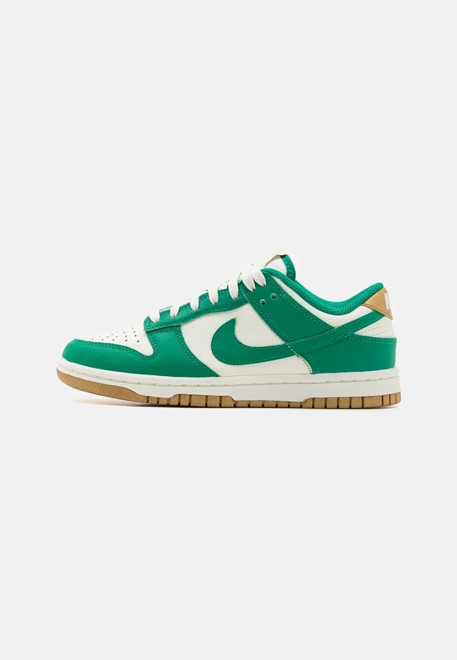 Фото № 1 с приближением к товару «‎DUNK LOW»