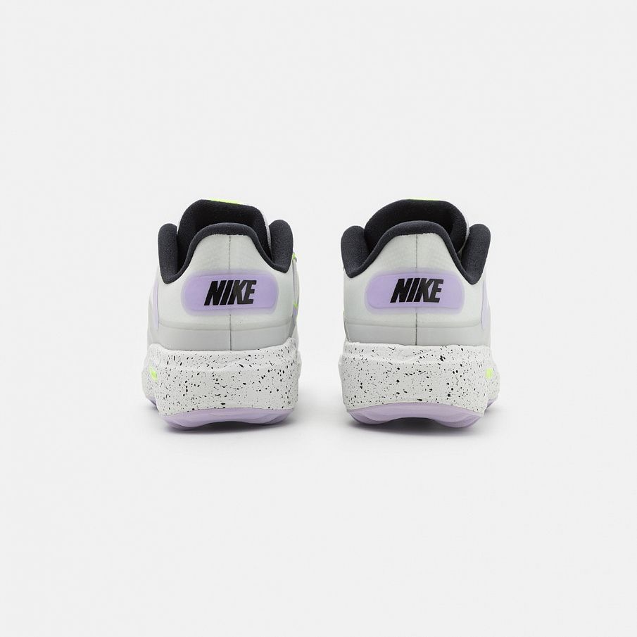 Фото № 3 с приближением к товару «‎Nike React Ace Tour»