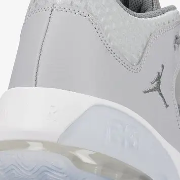 Nike Jordan Max Aura 3 - 5