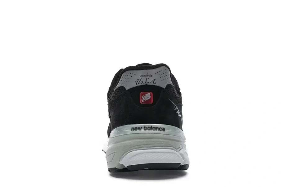 Фото № 4 с приближением к товару «‎New Balance 990v3»