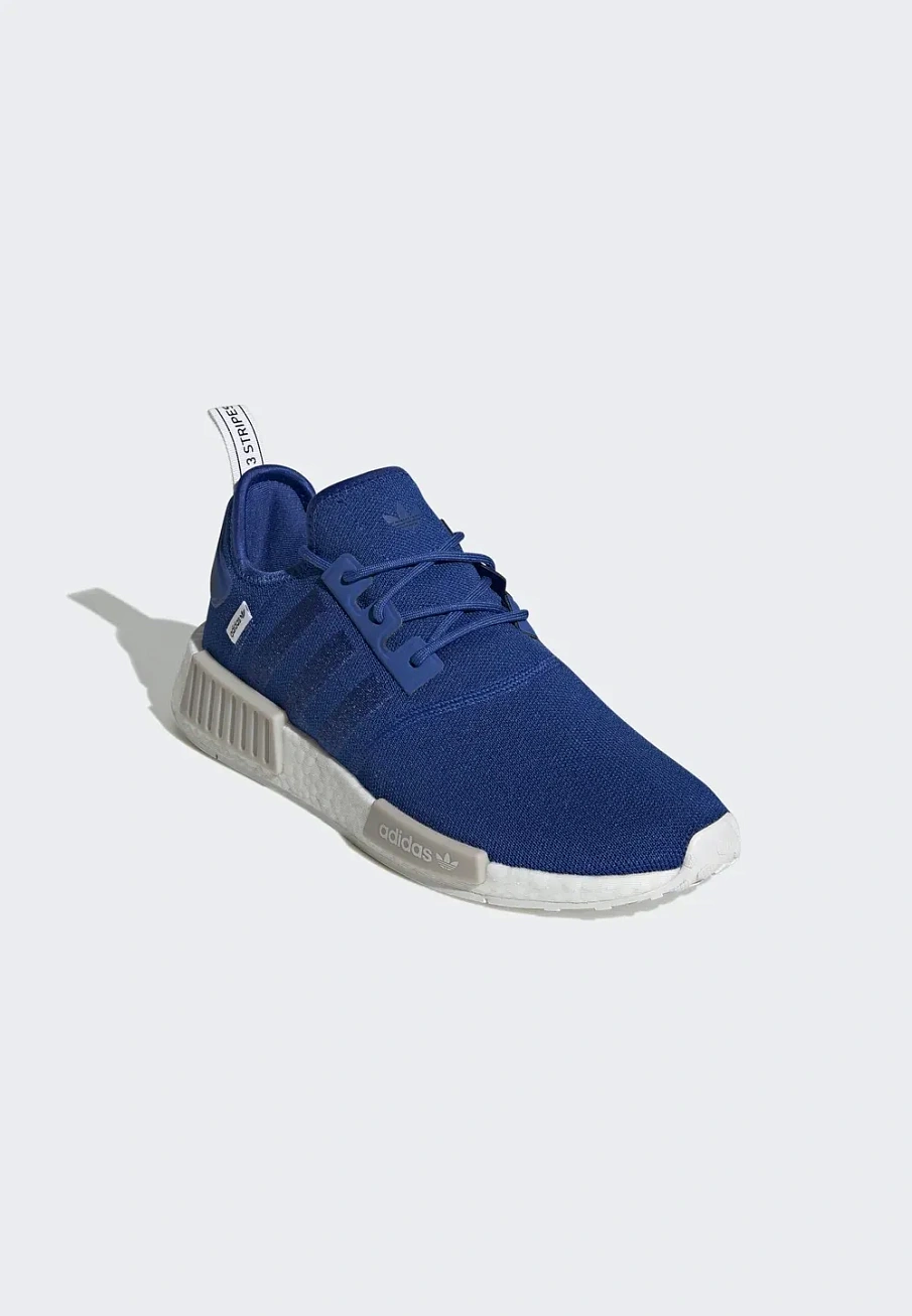 Фото № 2 с приближением к товару «‎NMD R1 UNISEX»