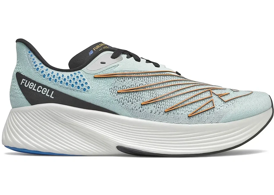Фото № 1 с приближением к товару «‎New Balance FuelCell RC Elite v2»