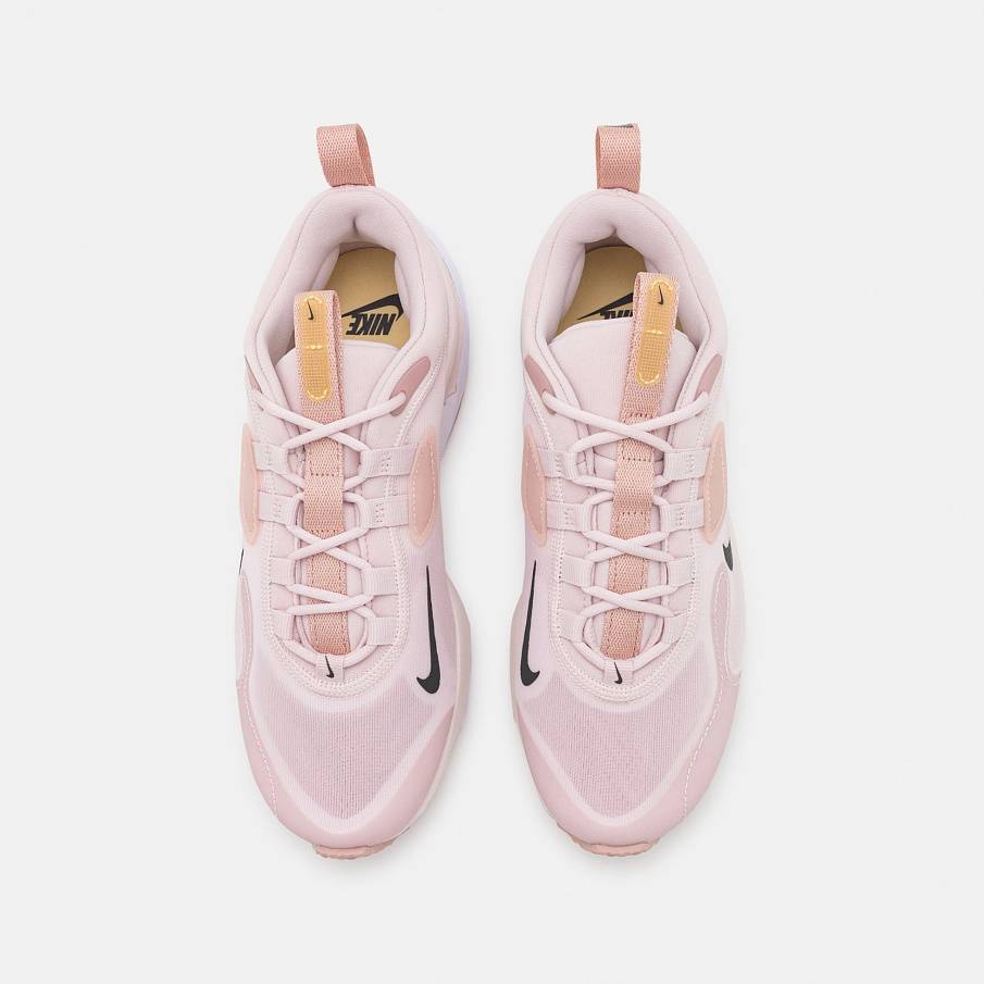 Фото № 5 с приближением к товару «‎Nike W Spark »