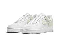 Фото № 3 с приближением к товару «‎Nike Air Force 1»