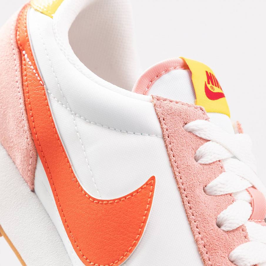 Фото № 3 с приближением к товару «‎Nike Daybreak »