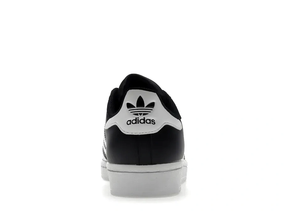 Фото № 4 с приближением к товару «‎adidas Superstar Black White (2019) »
