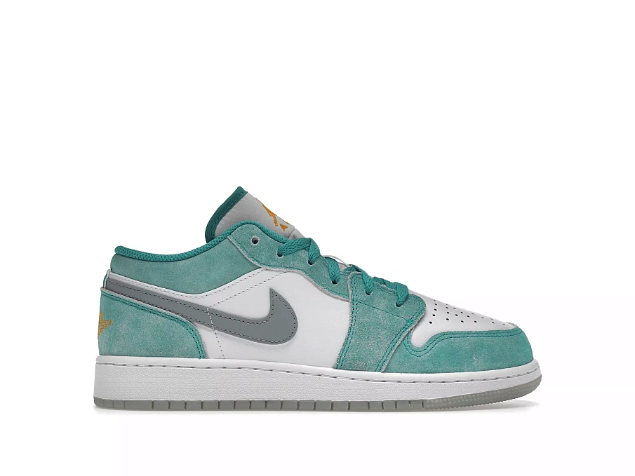 Фото № 1 с приближением к товару «‎Jordan 1 Low New Emerald »