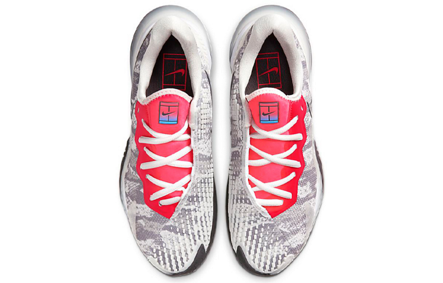 Фото № 4 с приближением к товару «‎NikeCourt Air Zoom Vapor Cage 4 Wmns GreyWhiteRed»
