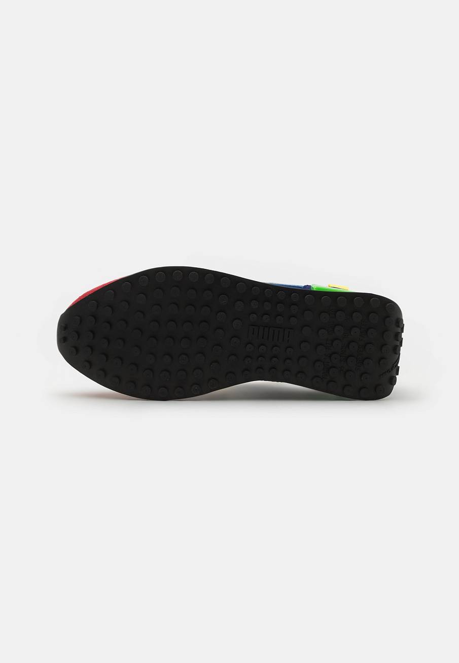 Фото № 5 с приближением к товару «‎Puma Future Rider Play On »