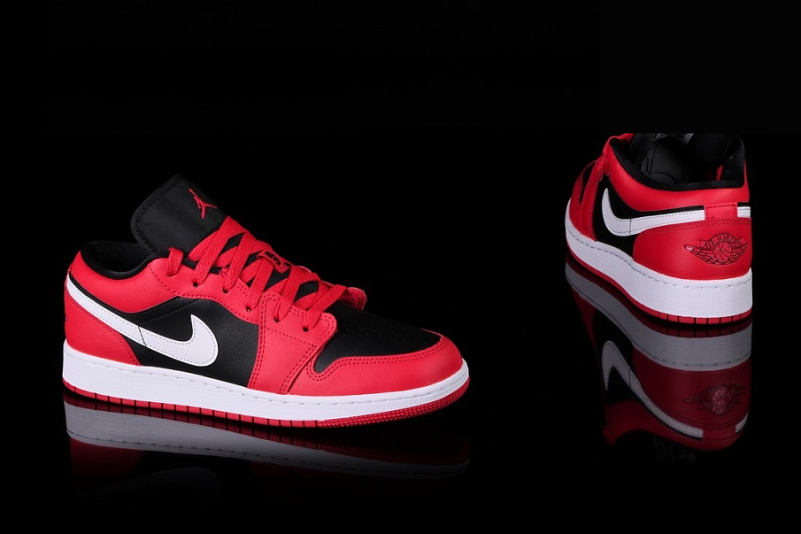 Фото № 3 с приближением к товару «‎Nike Air Jordan 1 Retro GS Banned »