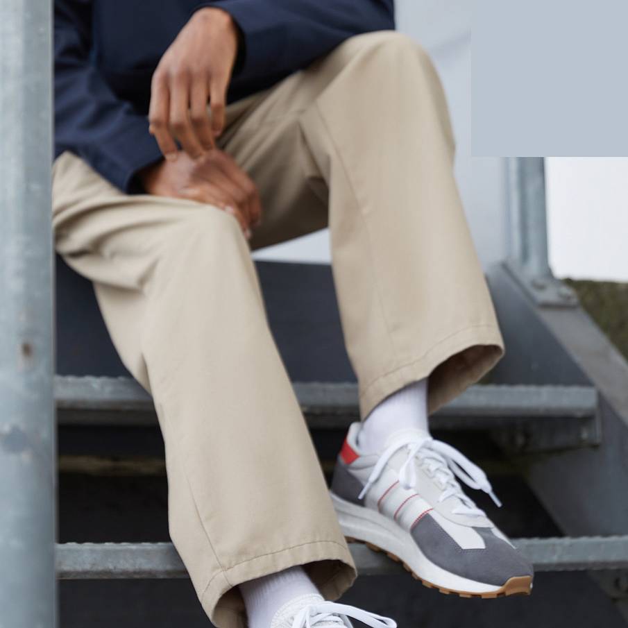 Фото № 3 с приближением к товару «‎Adidas Retropy E5 »