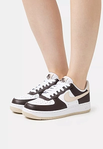 Фото № 1 с приближением к товару «‎AIR FORCE 1 ´07»