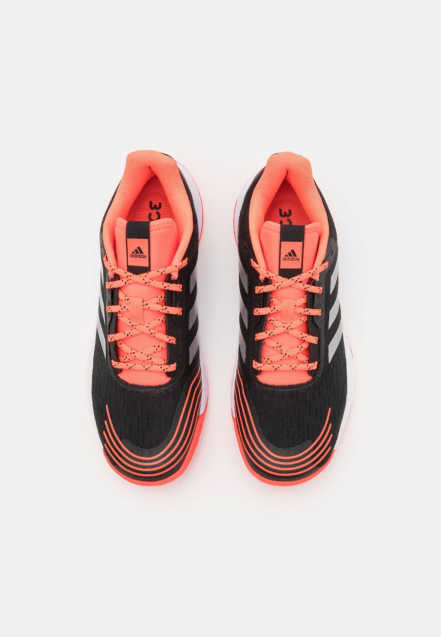 Фото № 4 с приближением к товару «‎Adidas Novaflight»