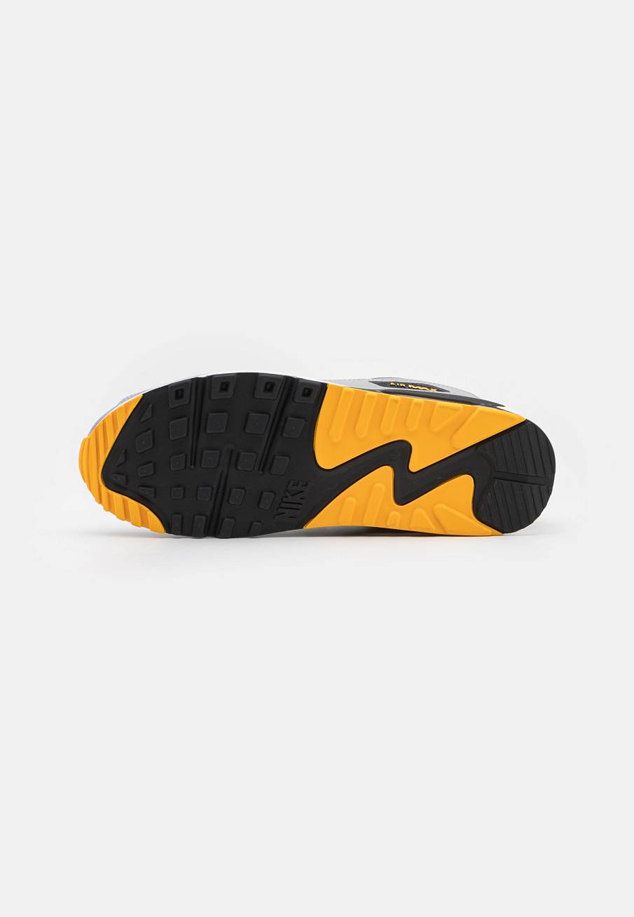 Фото № 5 с приближением к товару «‎Nike Air Max 90 »