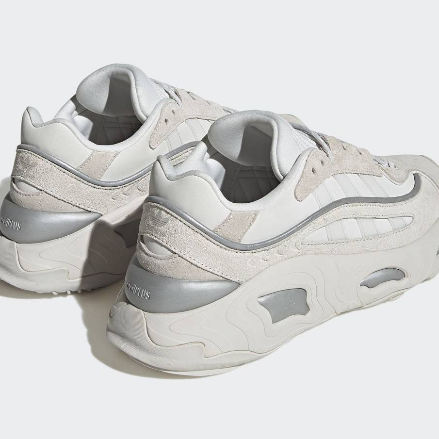 Фото № 4 с приближением к товару «‎Adidas Oznova »