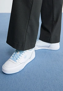 Фото № 2 с приближением к товару «‎COURT SUPER»