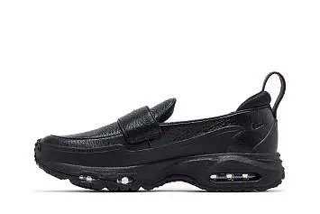 Nike Women's Air Max Phenomena Black Metallic Gold - 4