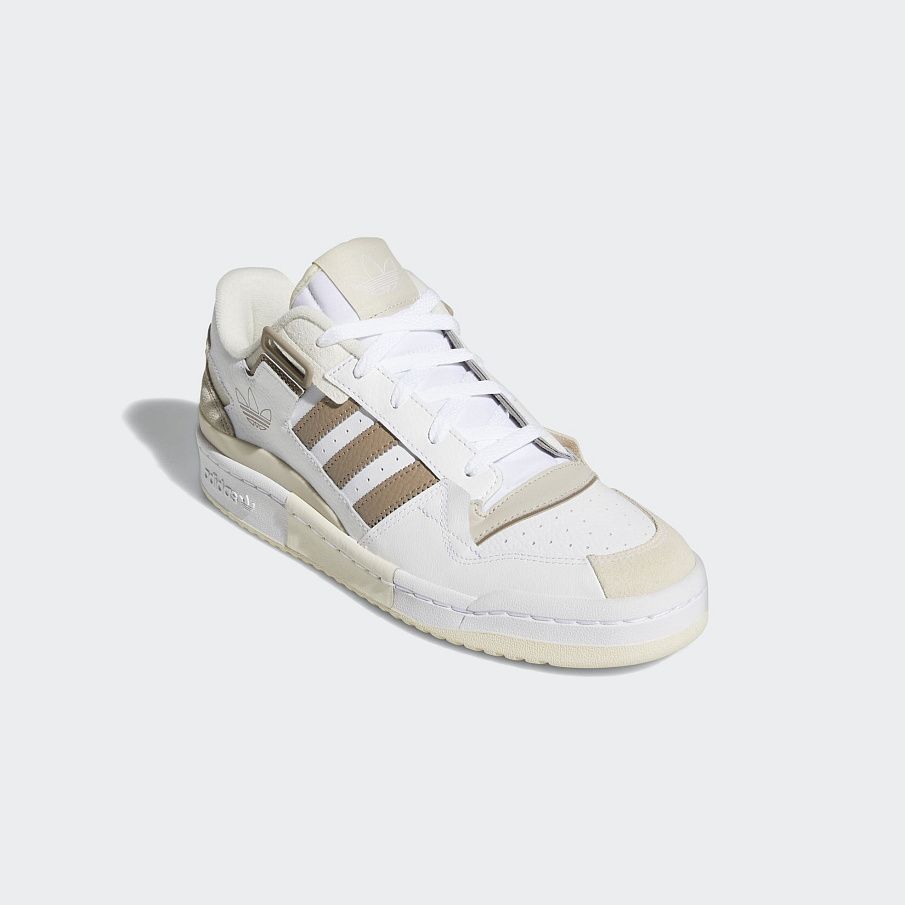 Фото № 2 с приближением к товару «‎Adidas Forum »