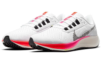 Фото № 3 с приближением к товару «‎Nike Air Zoom Pegasus 38 'Rawdacious'»