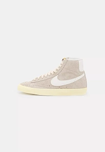 Фото № 1 с приближением к товару «‎W BLAZER MID '77 VNTG»