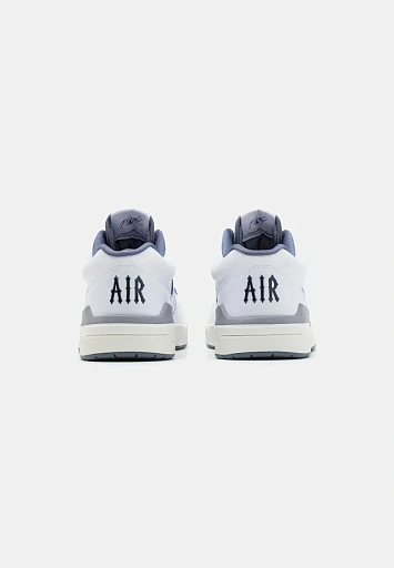 JORDAN STADIUM 90 - 3