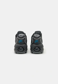 Фото № 3 с приближением к товару «‎AIR MAX»