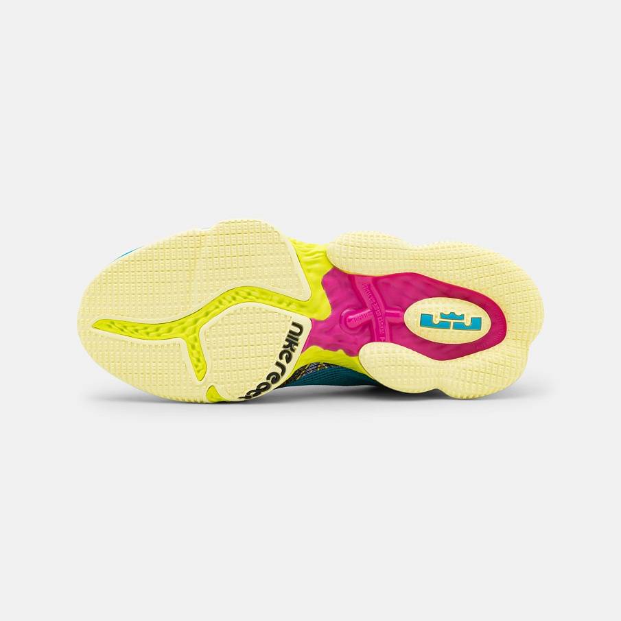 Фото № 5 с приближением к товару «‎Nike Lebron Xix»