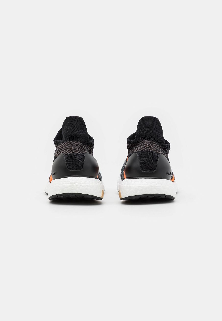 Фото № 3 с приближением к товару «‎Adidas Ultraboost 3D Knit»