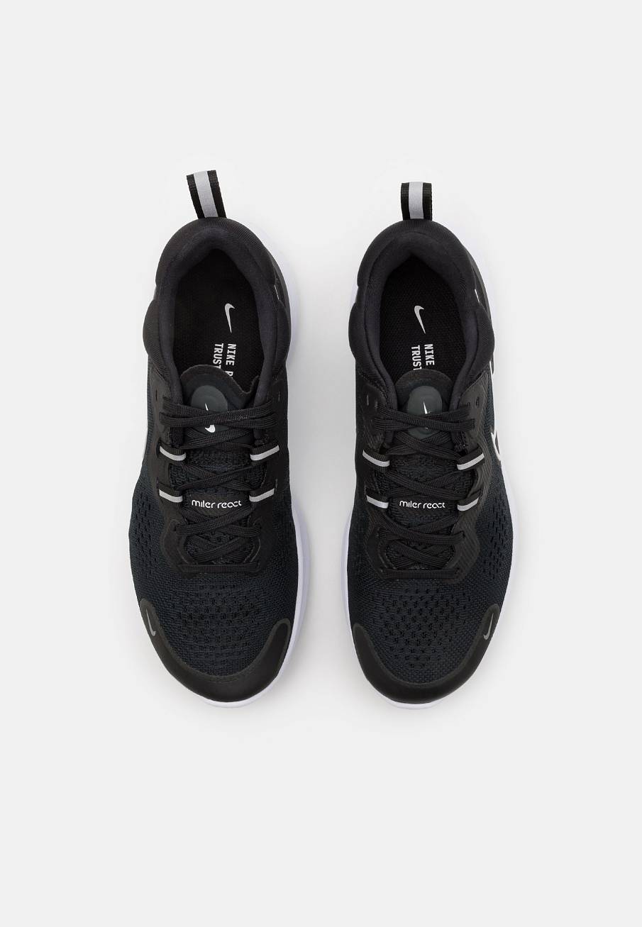 Фото № 4 с приближением к товару «‎Nike React Miler 2»