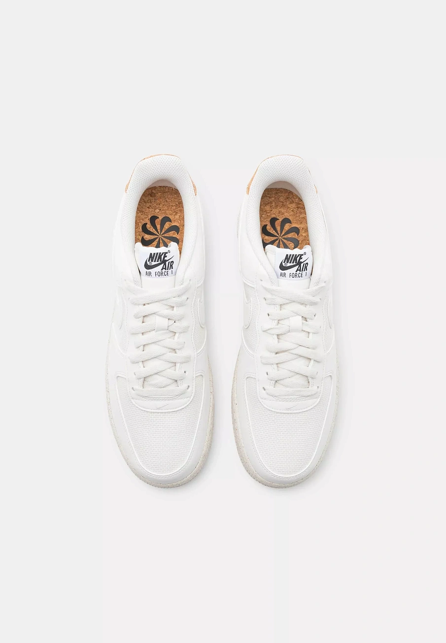Фото № 2 с приближением к товару «‎AIR FORCE 1 '07 BIO UNISEX»