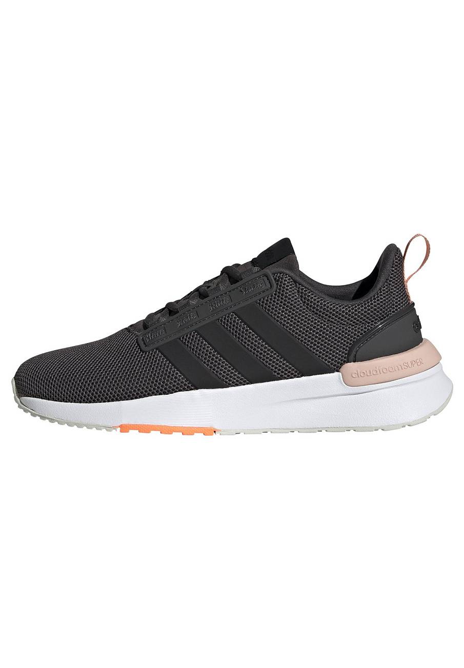 Фото № 1 с приближением к товару «‎Adidas Racer »