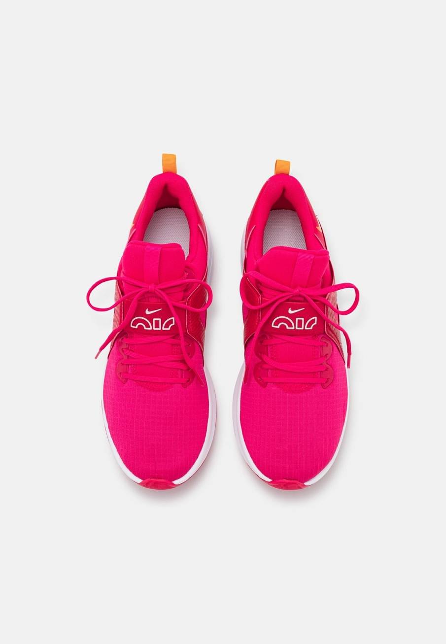 Фото № 3 с приближением к товару «‎Nike Air Max Bella Tr 5»