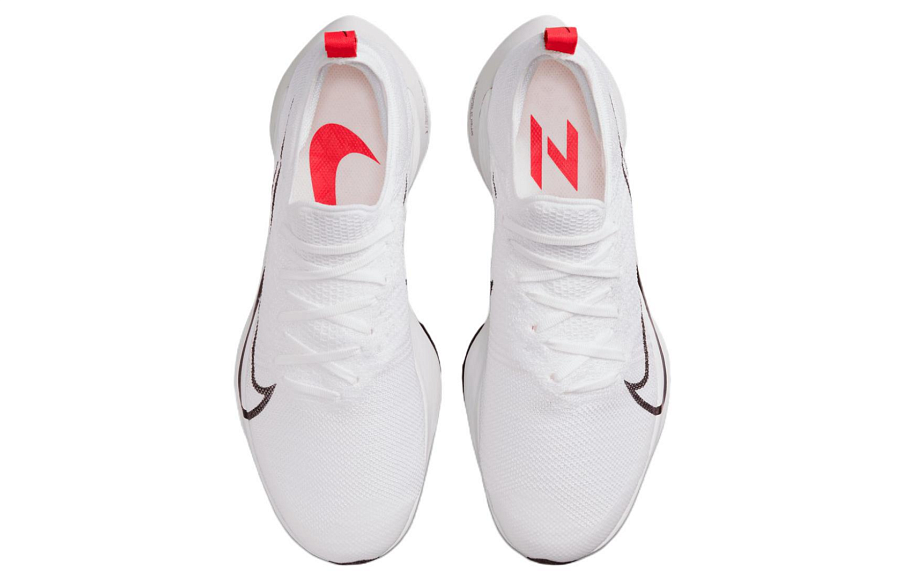Фото № 4 с приближением к товару «‎ Nike Air Zoom Tempo Next Running shoes»