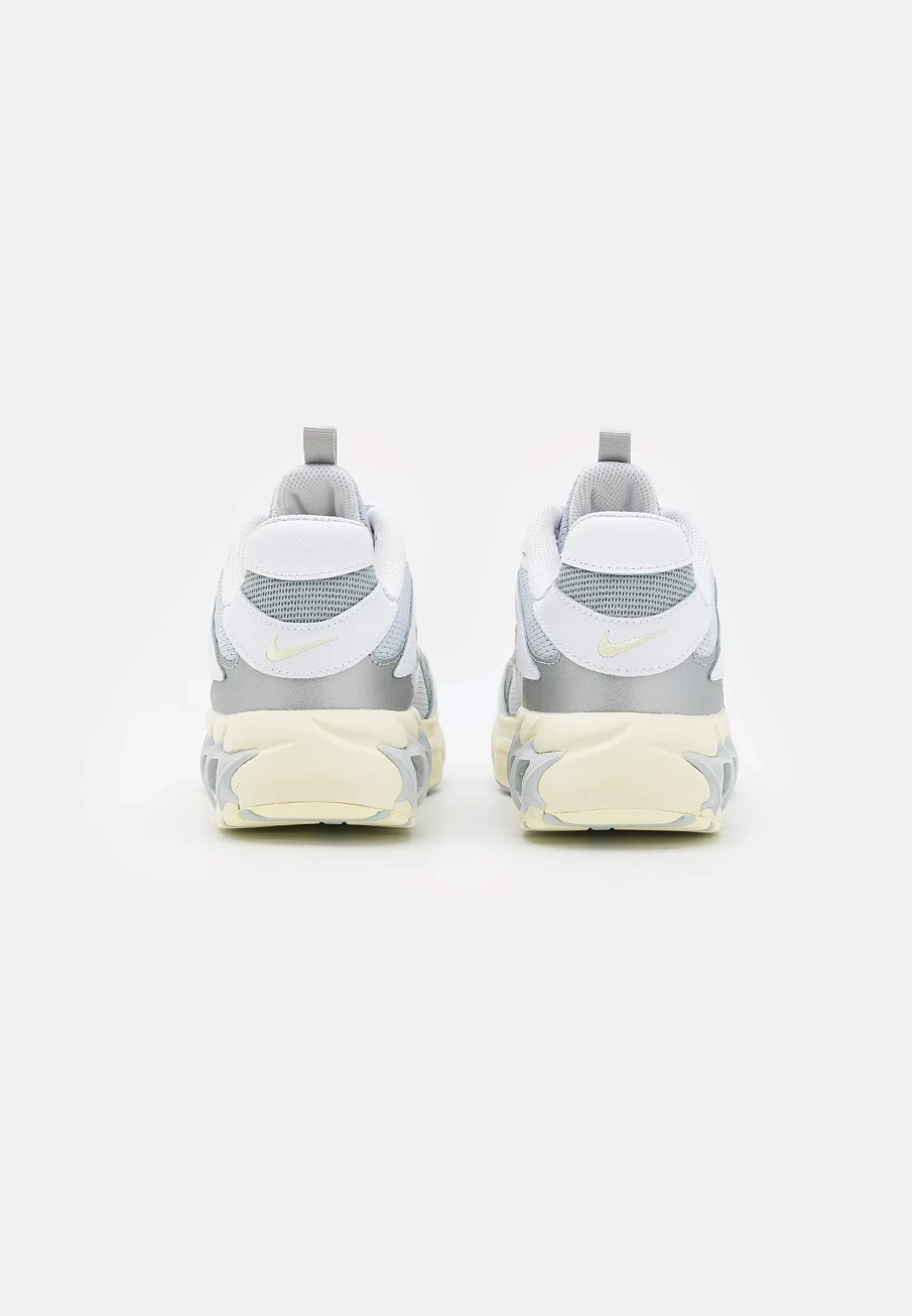 Фото № 2 с приближением к товару «‎WMNS ZOOM AIR FIRE BC2»