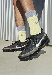 Фото № 1 с приближением к товару «‎AIR VAPORMAX 2023»