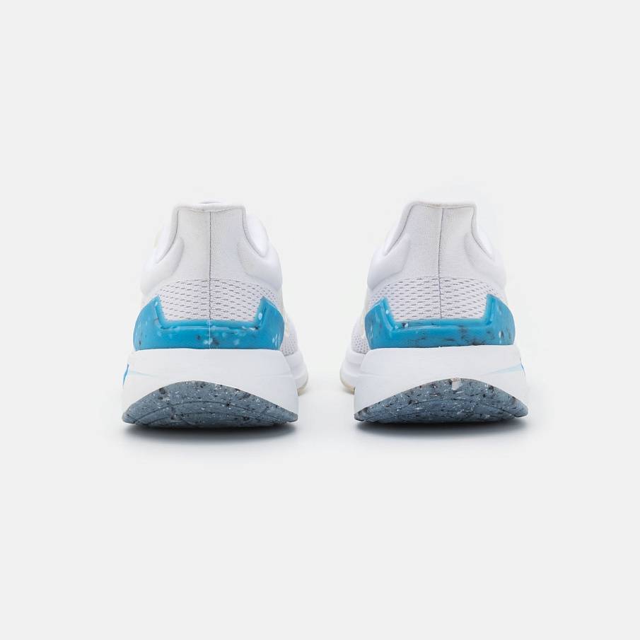 Фото № 3 с приближением к товару «‎Adidas Eq21»