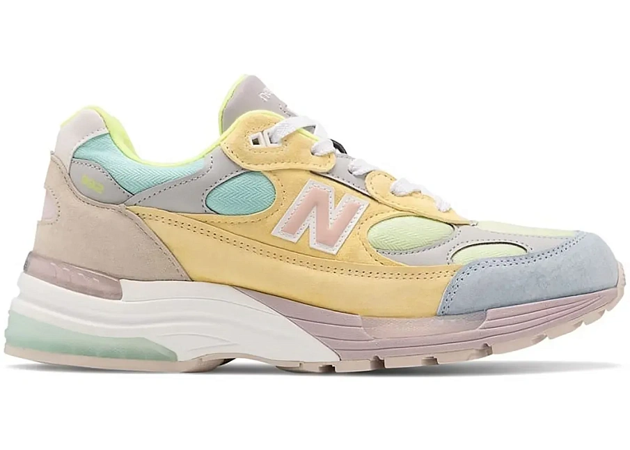 Фото № 1 с приближением к товару «‎New Balance 992»