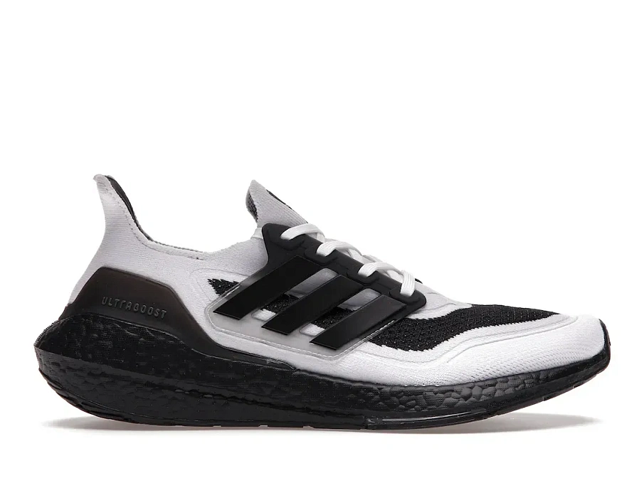 Фото № 1 с приближением к товару «‎adidas Ultra Boost 21 Oreo»