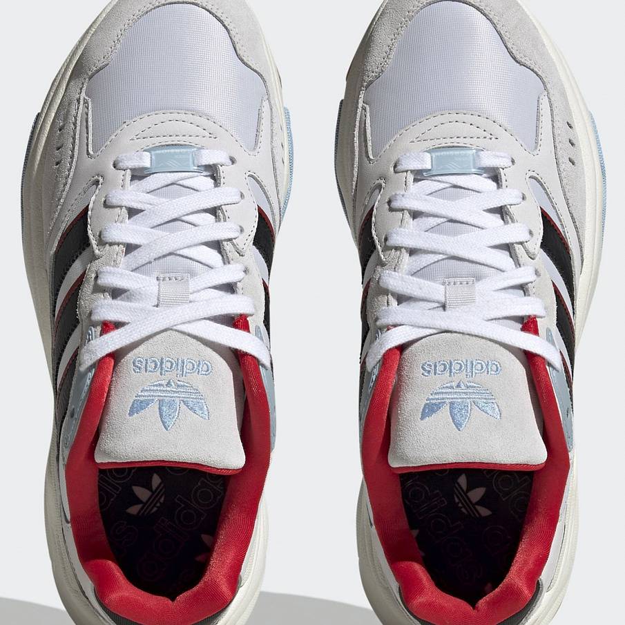 Фото № 2 с приближением к товару «‎Adidas Retropy F90 »