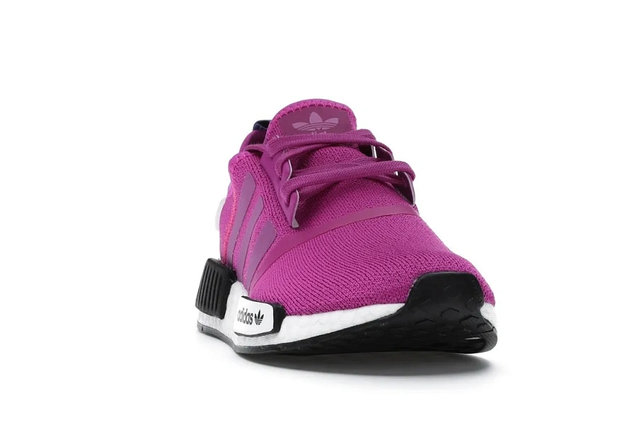 Фото № 4 с приближением к товару «‎adidas NMD_R1 Vivid Pink »