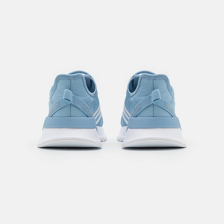 Фото № 3 с приближением к товару «‎Adidas Path »