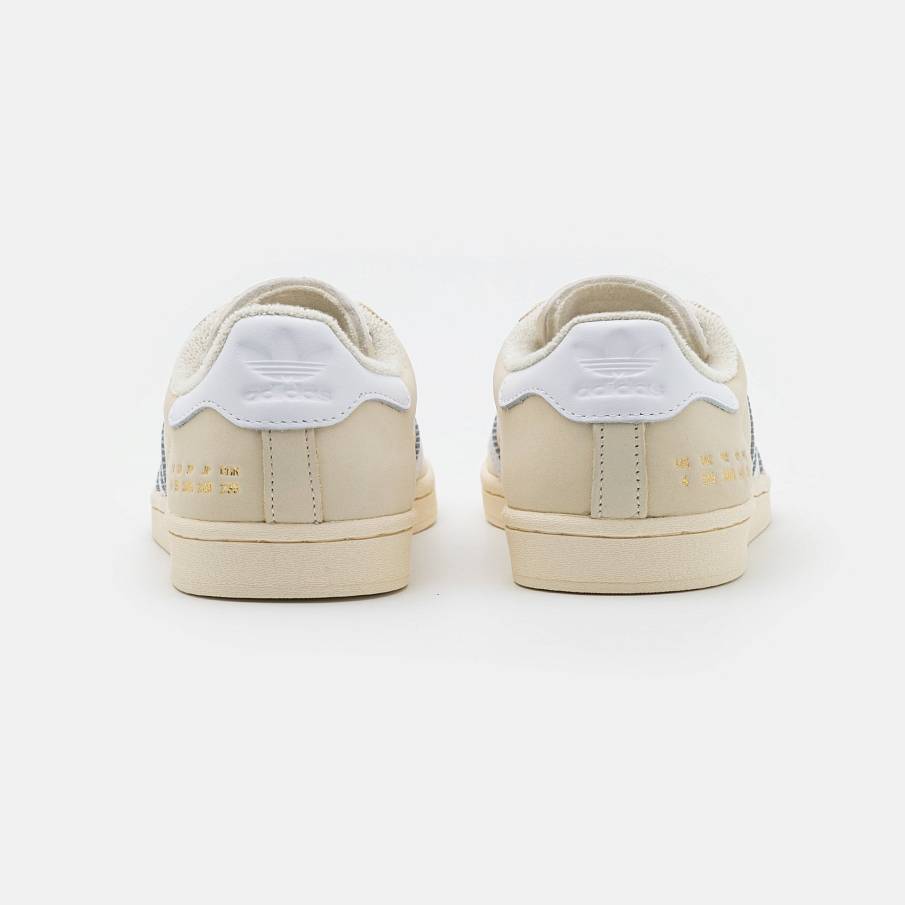 Фото № 3 с приближением к товару «‎Adidas Superstar »