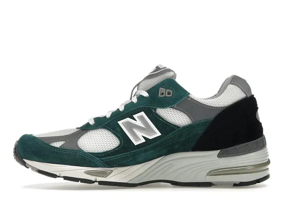 Фото № 3 с приближением к товару «‎New Balance 991»