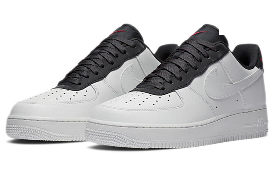 Фото № 3 с приближением к товару «‎Nike Air Force 1 WhiteBlackRed»